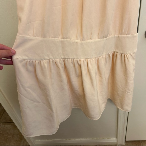 Joie Ariadna 100% Silk Drop Waist Mini Dress Size 8 Feminine Lightweight - Picture 7 of 11